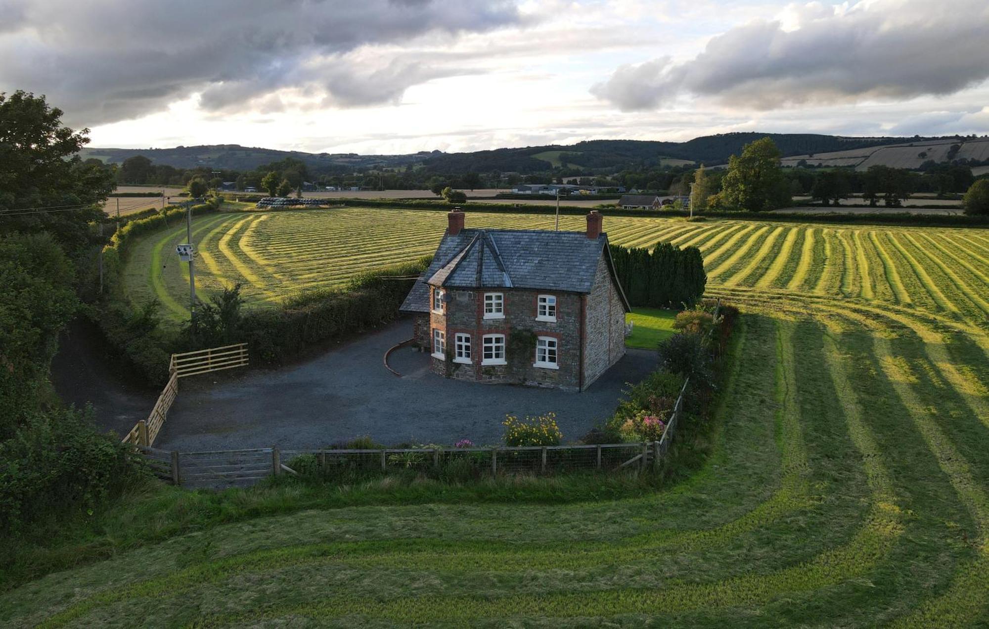 Country Cottage With Far Reaching Views Presteigne 외부 사진